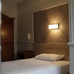De L'europe 2* Tours