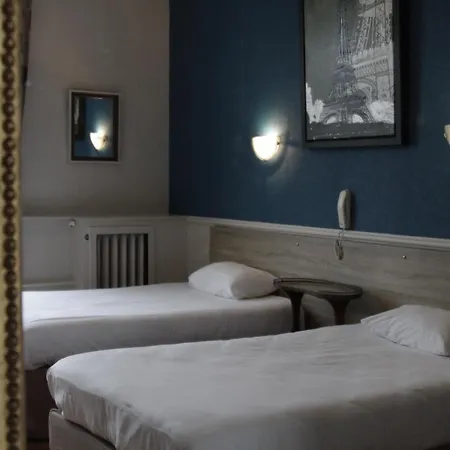 מלון De L'europe 2*