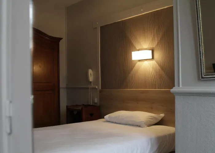 De L'europe 2* Tours